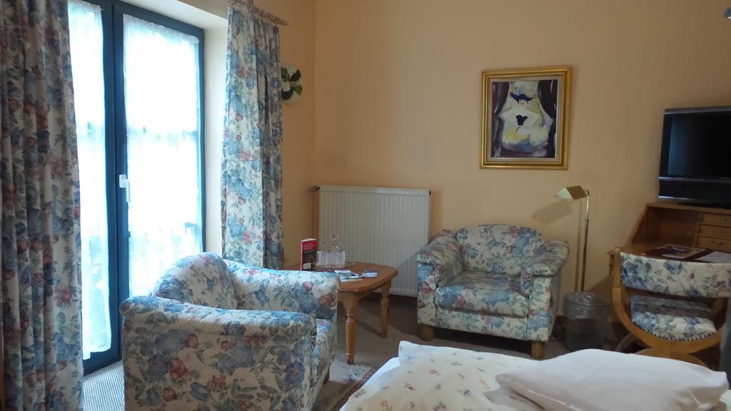 Hotel Historischer Krug Oeversee Екстериор снимка