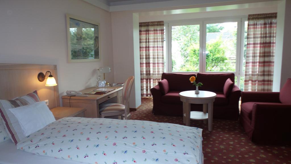 Hotel Historischer Krug Oeversee Екстериор снимка