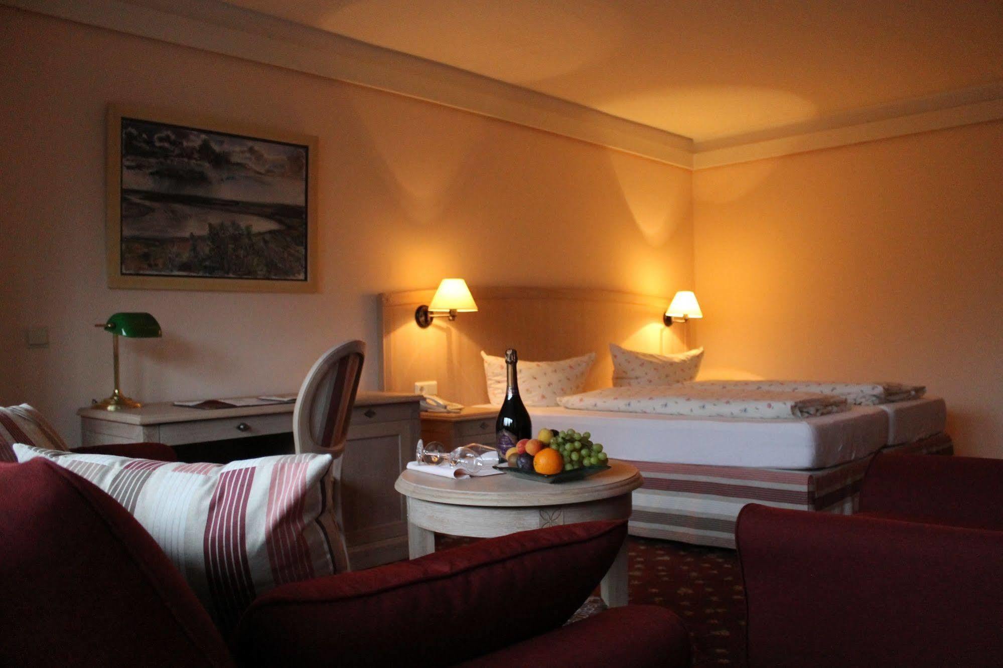 Hotel Historischer Krug Oeversee Екстериор снимка